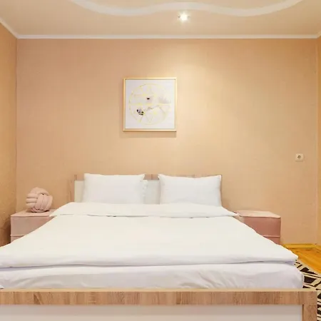 Apartment Bright On Internatsionalnaya